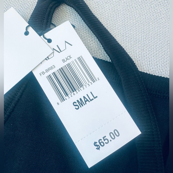 Alala Women's Flow Black Seamless Sports Bra - Picture 5 of 6